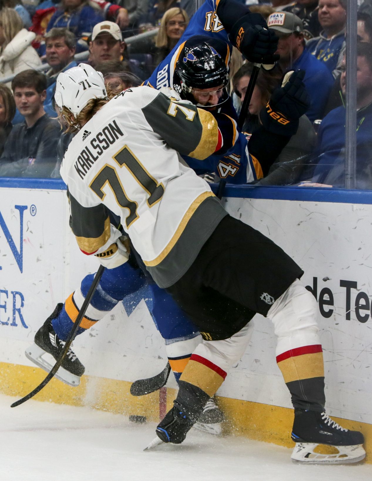 St. Louis Blues battle Las Vegas Golden Knights
